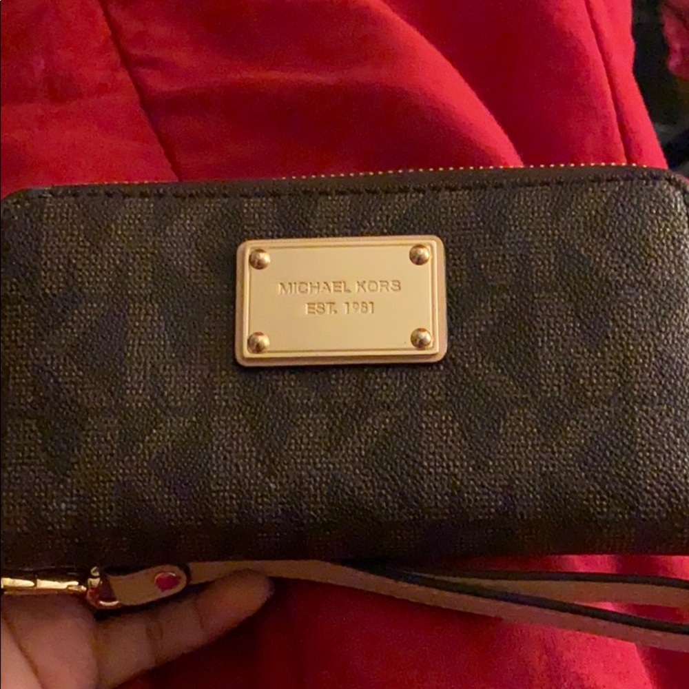 Micheal Kors Wallet